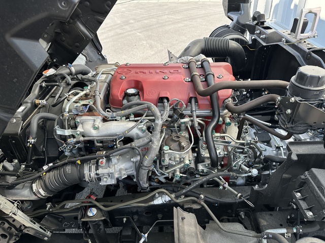 中古 【1,298万円】日野 ウイング 4トン(中型) R6年 2PG-FD2ABGの部品