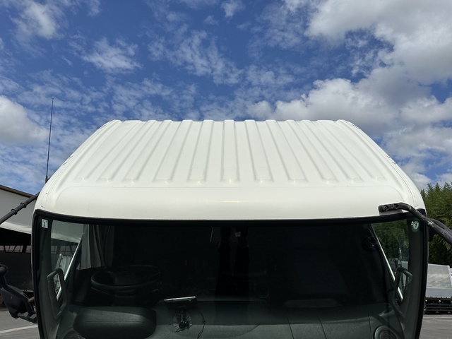 中古 【1,067万円】日野 冷凍ウイング 増トン H29年 QKG-FE7JMAAの外装