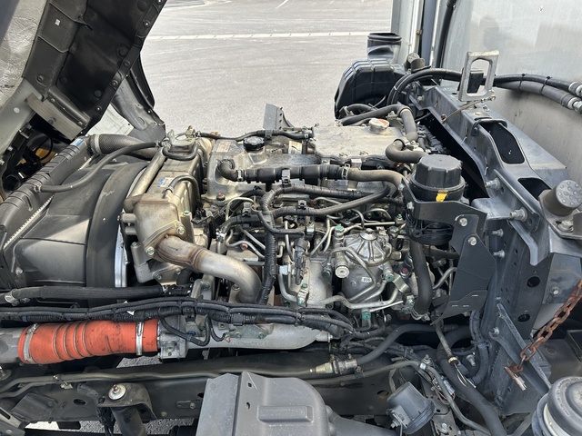 中古 【1,067万円】日野 冷凍ウイング 増トン H29年 QKG-FE7JMAAの部品