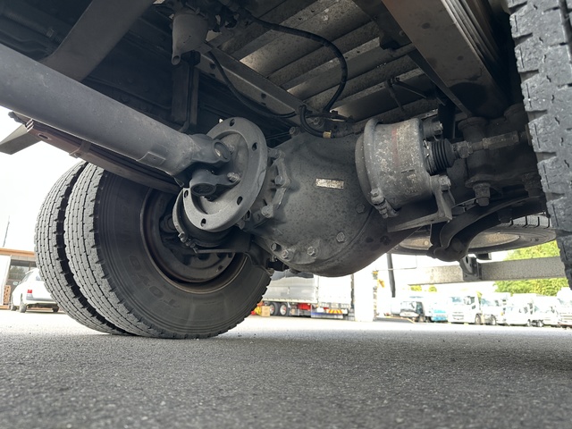 中古 【1,067万円】日野 冷凍ウイング 増トン H29年 QKG-FE7JMAAの部品