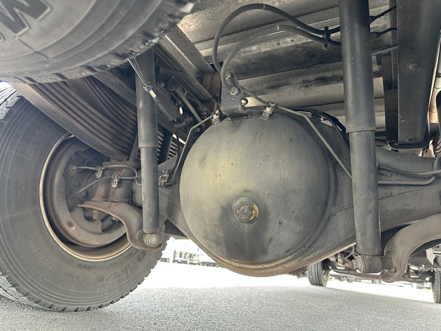 中古 【1,067万円】日野 冷凍ウイング 増トン H29年 QKG-FE7JMAAの部品