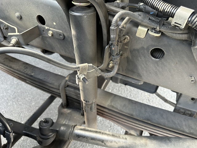 中古 【1,067万円】日野 冷凍ウイング 増トン H29年 QKG-FE7JMAAの部品