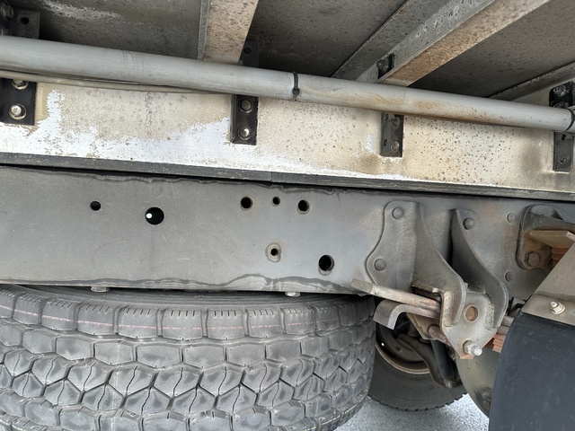 中古 【1,067万円】日野 冷凍ウイング 増トン H29年 QKG-FE7JMAAの部品