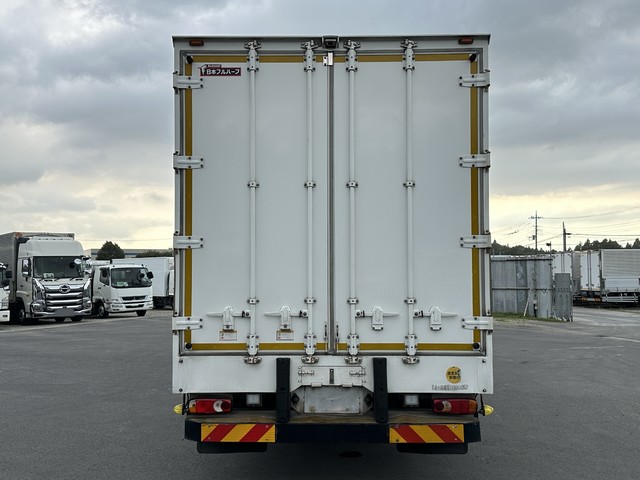 中古 日産UD 冷凍バン 大型 H30年 2PG-CG5CAの外装