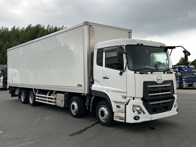 中古 日産UD 冷凍バン 大型 H30年 2PG-CG5CAの外装