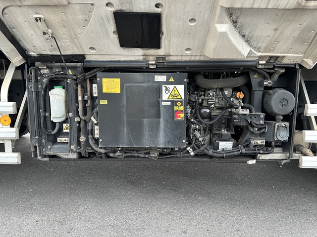 中古 日産UD 冷凍バン 大型 H30年 2PG-CG5CAの部品