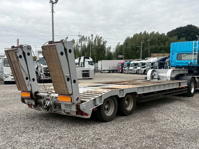 中古 【396万円】トレーラー 大型 H7年 -TL28G6F2Sの外装