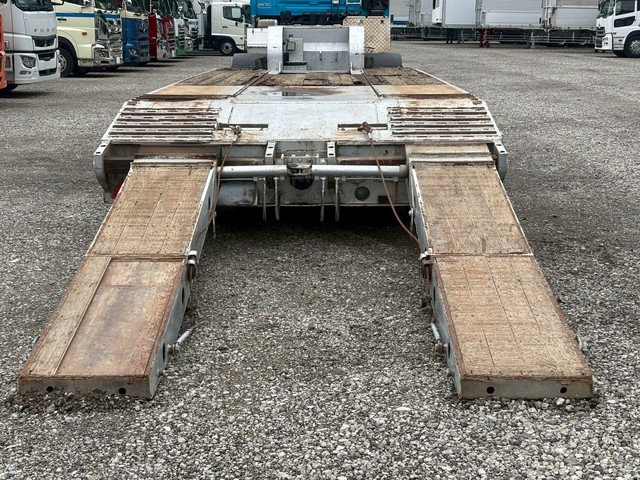 中古 【396万円】トレーラー 大型 H7年 -TL28G6F2Sの内装
