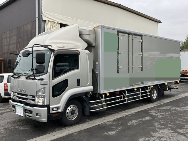 【近日入庫予定】 R2年 新免許対応11ｔ未満 増トン 格納パワーゲート付き 冷凍バン 東プレ低温 6800ワイド 床アルミ縞板 ジョルダー4列 サイド扉 6速マニュアル リアエアサス いすゞフォワード