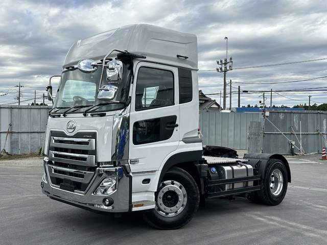 【近日入庫予定】【未使用車】R7年 クオン トラクターヘッド 第五輪荷重11.5t ハイルーフ リアエアサス エスコット 車検付
