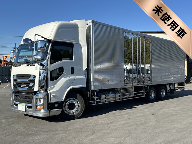 【近日入庫予定】【未使用】R7年 ギガ ハイルーフ 3軸2デフ 冷凍バン 3軸2デフ 菱重製直結 -30℃設定 2エバ スタンバイ 格納パワーゲート付 左サイド観音扉 ジョルダー/ジョロダー4列 縞板アルミ床 リアエアサス 