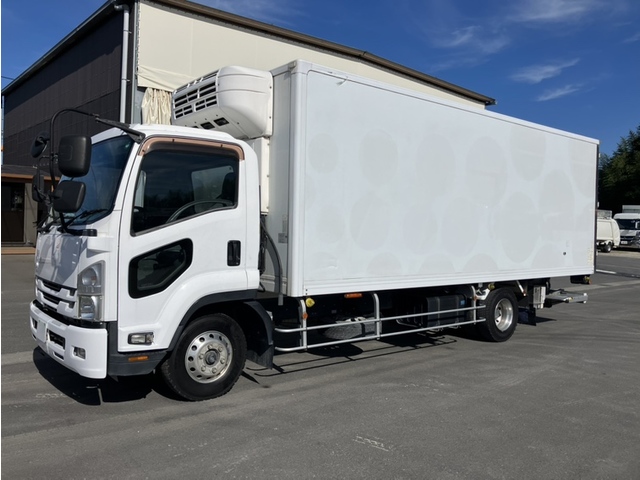 【近日入庫予定】 H28年 格納パワーゲート付き 冷凍バン 6100ワイド 東プレ低温 床アルミ縞板 リアエアサス 6速マニュアル いすゞフォワード