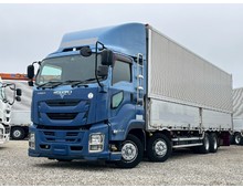 【近日入庫予定】いすゞギガ　低床4軸 オートマ