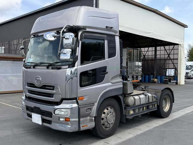 【近日入庫予定】 H30年 トラクターヘッド 第5輪荷重11.5ｔ ハイルーフ リアエアサス エスコット ＵＤクオン 令和9年3月迄車検付