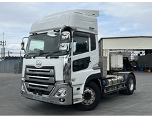 【近日入庫予定】 R4年 トラクターヘッド　スライドカプラー搭載 第5輪荷重11.5ｔ ハイルーフ リアエアサス エスコット ＵＤクオン