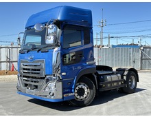 【近日入庫予定】 R2年 トラクターヘッド 第5輪荷重11.5ｔ ハイルーフ リアエアサス エスコット ＵＤクオン