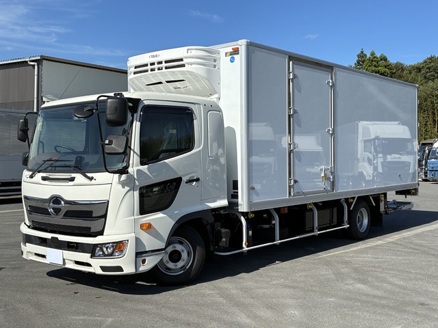 冷凍バン 4トン(中型) 日野 | 中古トラック販売/買取/レンタルの栗山