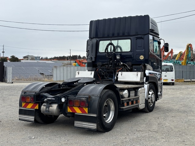 中古 日産UD トレーラーヘッド (トラクターヘッド) 大型 H29年