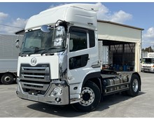 R4年 トラクターヘッド　スライドカプラー搭載 第5輪荷重11.5ｔ ハイルーフ リアエアサス エスコット ＵＤクオン