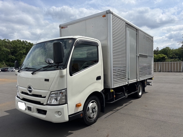 【近日入庫予定】 R4年 日野デュトロ 格納ゲート付アルミバン ワイドロングL450㎝ シフトAT R9年3月迄車検付き