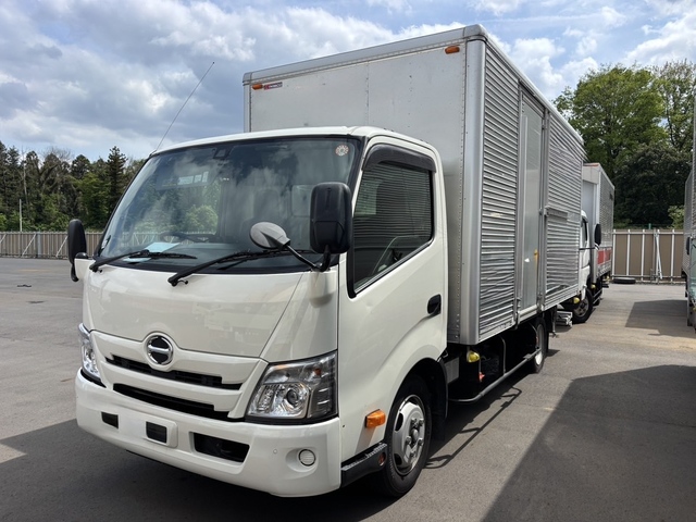 【近日入庫予定】 R4年 日野デュトロ 格納ゲート付アルミバン ワイドロングL450㎝ シフトAT R9年3月迄車検付き