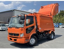 【近日入庫予定】 H29年 8.2立米 プレスパッカー 連続スイッチ・汚水タンク付 ペーパー仕様 三菱ふそう ファイター