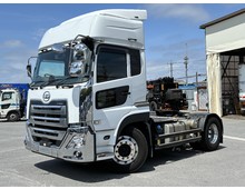  R4年 トラクターヘッド 460馬力 スライドカプラー搭載 第5輪荷重11.5ｔ ハイルーフ リアエアサス アルミホイール エスコット ＵＤクオン