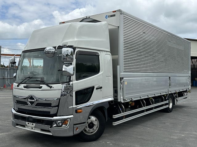 中古 日野 ウイング 4トン(中型) H31年 2PG-FD2ABG