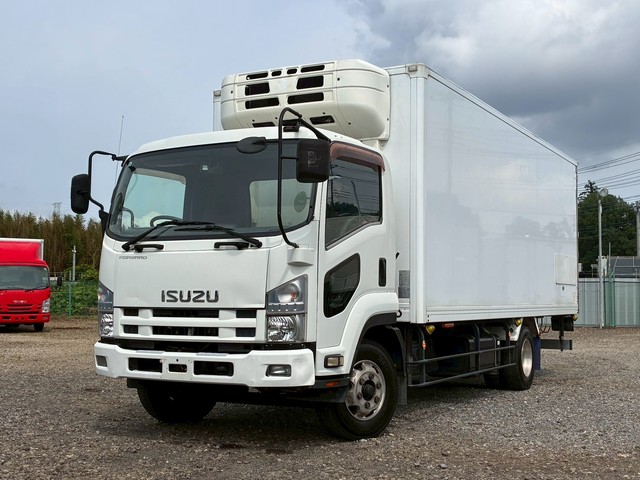 チルド設定₋５℃確認済み リアエアサス 標準キャブ 冷蔵冷凍車 積載3.25トン