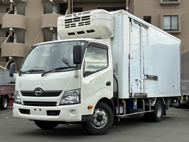 【近日入庫予定】 日野デュトロ 格納ゲート付冷凍バン 東プレ製低温ｰ30℃設定 スタンバイ ワイドロングL474㎝ 左側スライド扉付 積載3150㎏ シフト6速MT