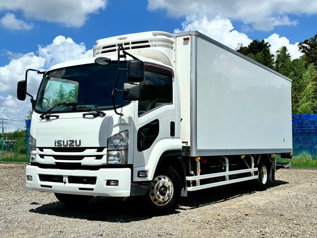【近日入庫予定】格納ゲート 標準キャブ 菱重低温 荷台長6.2m いすゞフォワード 6速マニュアル 積載2.95トン